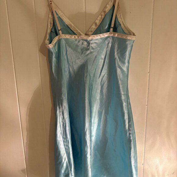 Jones and NewYork Light Blue Satin V-Neck Slip Dress in size Small - Picture 3 of 4